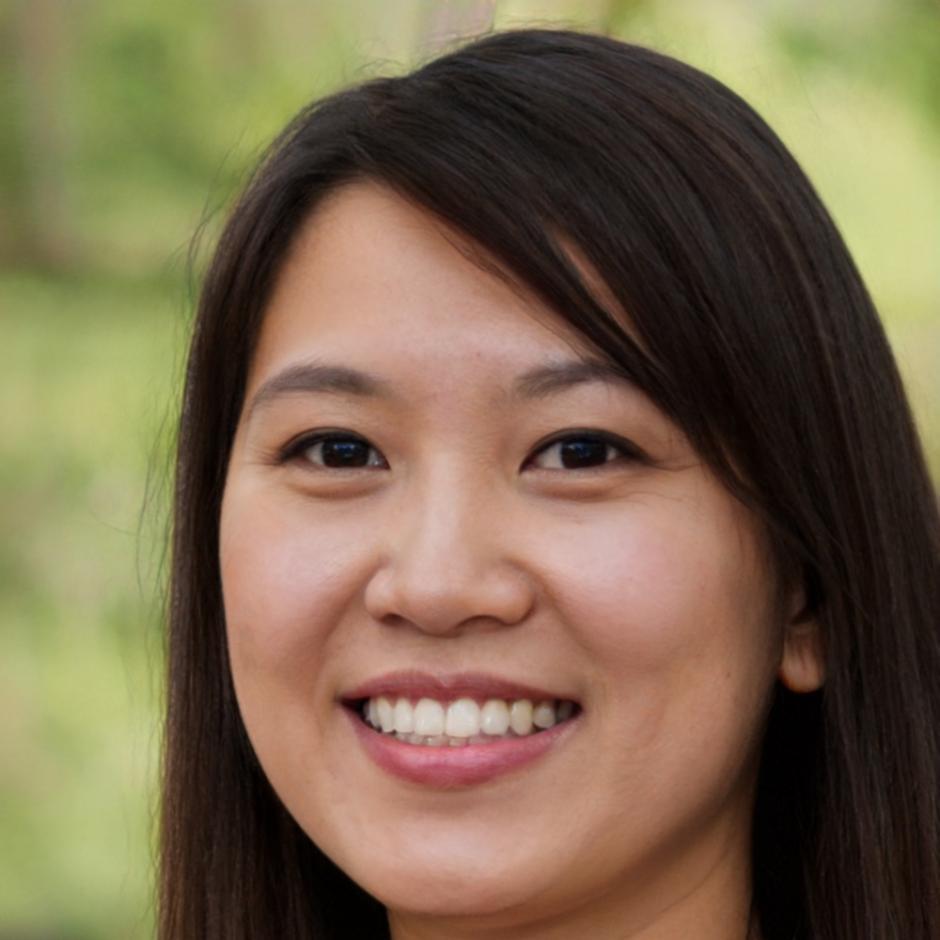 Portrait of Kirsten Bellamy, financial education participant